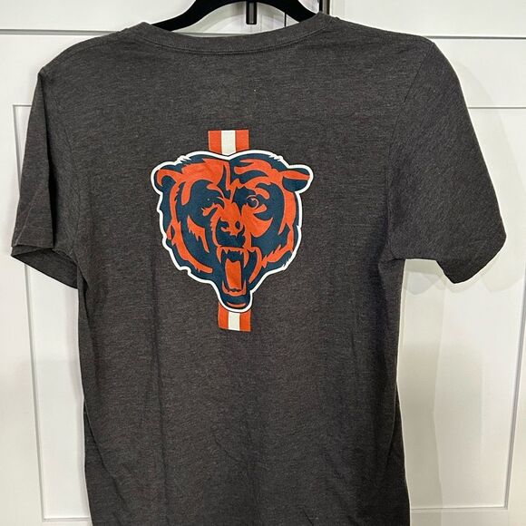 Chicago Bears Majestic Football Tee Shirt - Small - Picture 2 of 4
